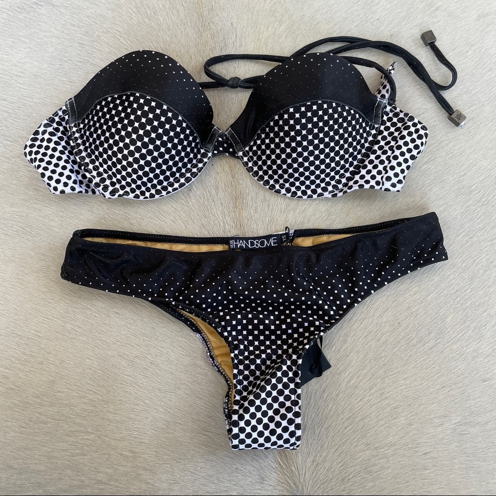 Polka dot Bikini